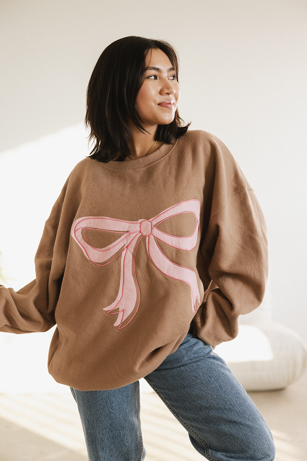 The Bow Oversized Crewneck in Latte