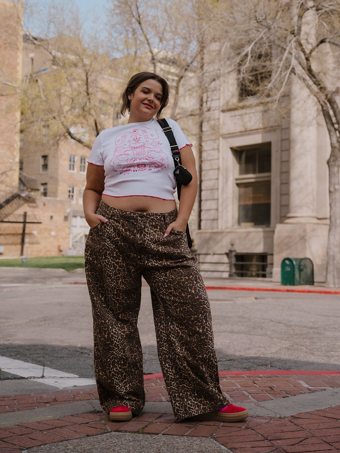 Desert Mouse x Subtle Dust: The Tender Ruffle Trim Baby Tee in White