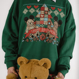 The Holiday Bears Oversized Crewneck in Emerald