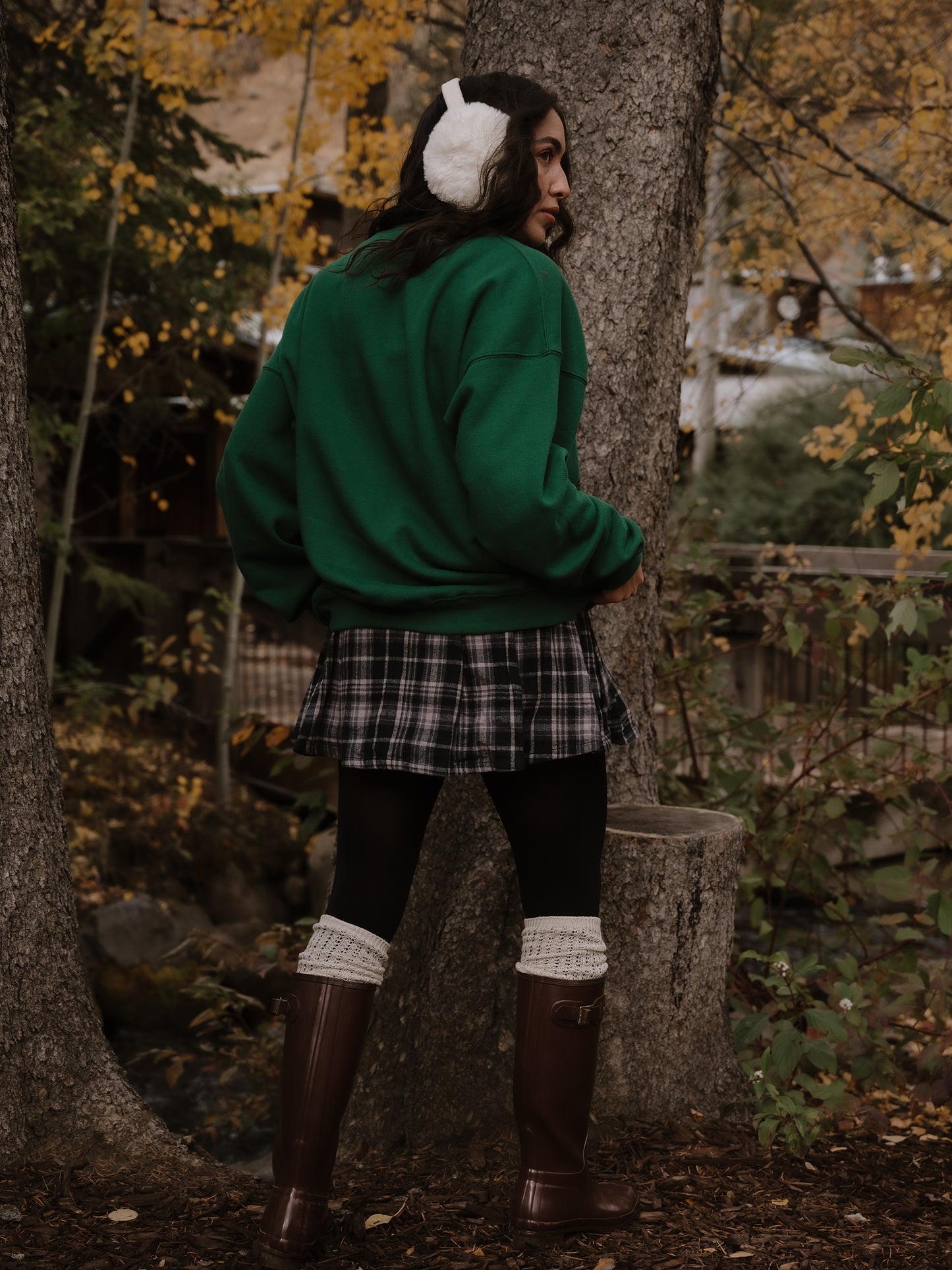 The Holiday Bears Oversized Crewneck in Emerald