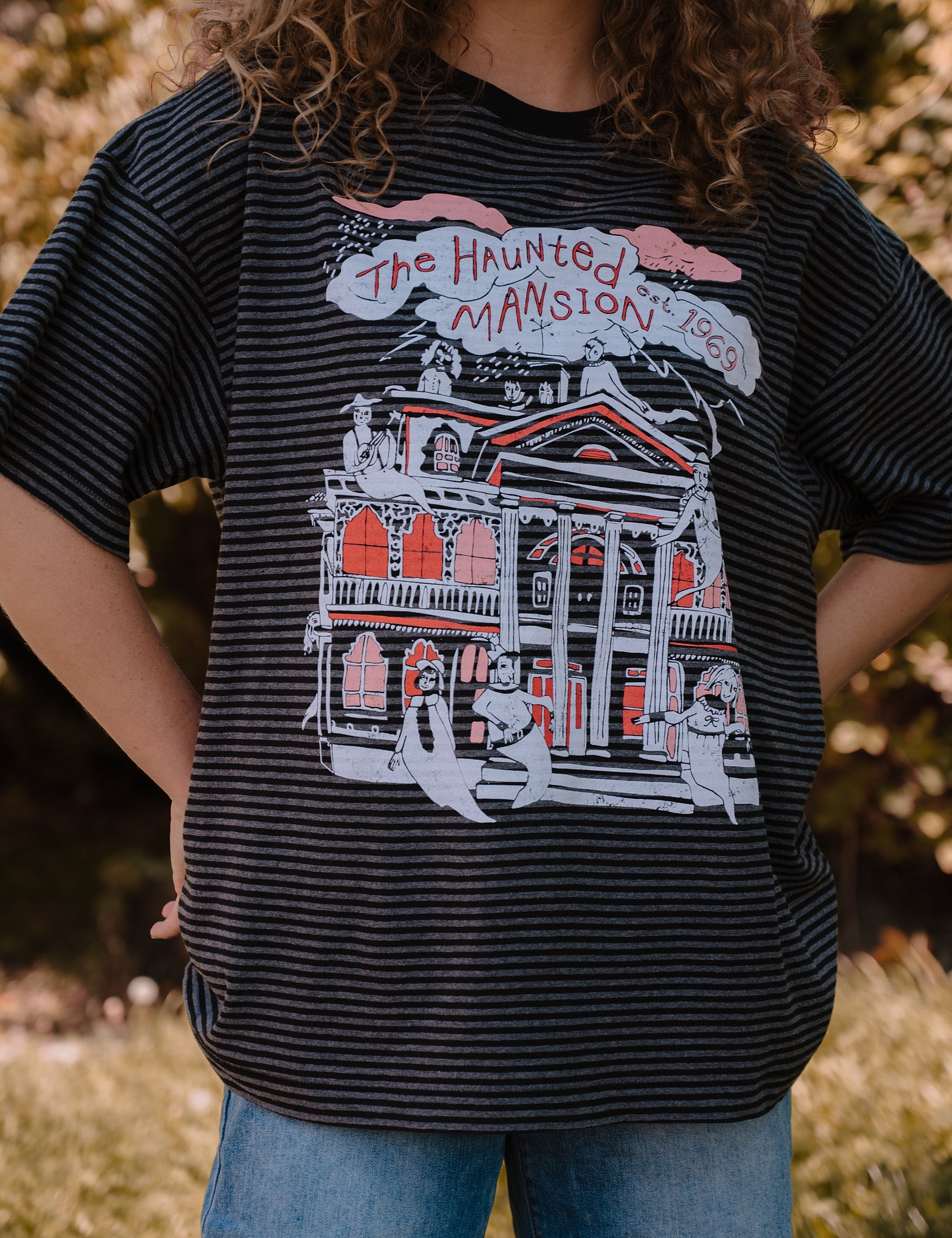 Oversized Graphic Tees – Vintage-Inspired Streetwear | Subtle Dust