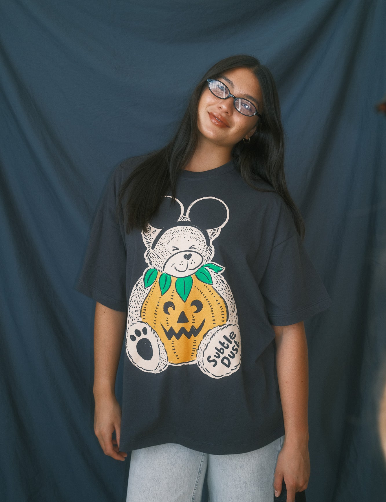The Pumpkin Bear Oversized Tee in Vintage Black